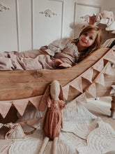 Load image into Gallery viewer, Bonne Mere Glitter Stars Bunting - BLUSH PINK