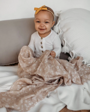Load image into Gallery viewer, MUSLIN SWADDLE - WILD FLOWER Blush Pink