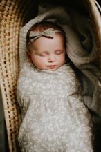 Load image into Gallery viewer, MUSLIN SWADDLE - MAGNOLIA TREE GRAY