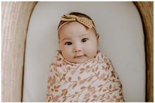 Load image into Gallery viewer, MUSLIN SWADDLE - MAGNOLIA TREE BROWN