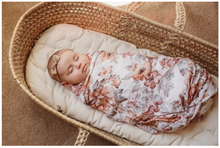 Load image into Gallery viewer, MUSLIN SWADDLE - SUNSET FLORAL
