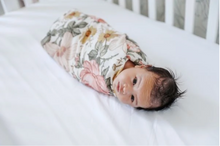 Load image into Gallery viewer, MUSLIN SWADDLE - GARDEN FLORAL - WHITE