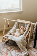 Load image into Gallery viewer, MUSLIN SWADDLE - GARDEN FLORAL - LEAFY SPRIG GRAY