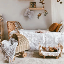 Load image into Gallery viewer, Bonne Mere Dolls Blanket - Chalk