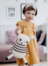 Load image into Gallery viewer, Ooh Noo - Soft Toy side-eye Sophie