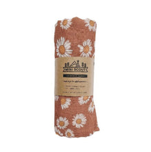 Load image into Gallery viewer, MUSLIN SWADDLE - DAISY CLAY BROWN