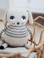 Load image into Gallery viewer, Ooh Noo Soft Toy - Lazy Dog
